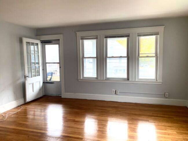 1083 Main St-Unit -1b in Waltham, MA - Building Photo - Building Photo