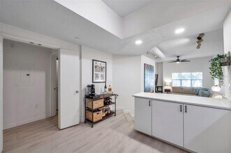 520 S Armenia Ave in Tampa, FL - Foto de edificio - Building Photo