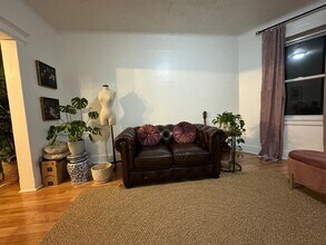 69 Poplar St in Jersey City, NJ - Building Photo - Building Photo