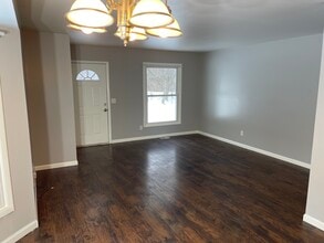 4467 W Milham Ave in Portage, MI - Building Photo - Building Photo