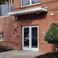 3 Greenwich Dr in Jersey City, NJ - Building Photo - Building Photo