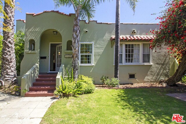 3403 Glenhurst Ave in Los Angeles, CA - Building Photo