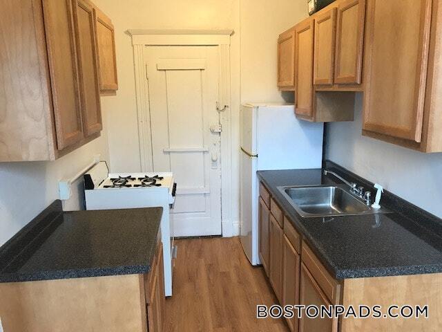 231-235 Park Dr in Boston, MA - Building Photo - Building Photo