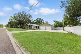 6301 Hobson St NE in St. Petersburg, FL - Building Photo - Building Photo