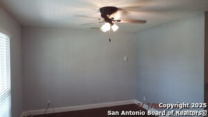 4802 Castle Sword in San Antonio, TX - Building Photo - Building Photo
