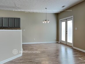 6680 Island Pointe Dr in Buford, GA - Building Photo - Building Photo
