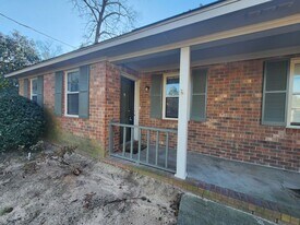 2924 Henry St in Augusta, GA - Building Photo