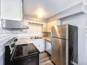 9 Meredith Ct in Little Rock, AR - Building Photo - Building Photo