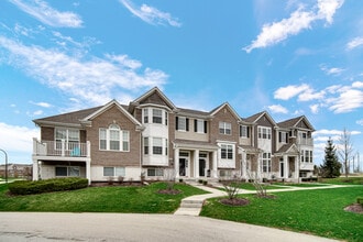 4456 Monroe Ct in Naperville, IL - Building Photo - Building Photo