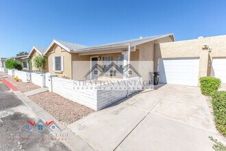 2929 E Broadway Rd in Mesa, AZ - Building Photo - Building Photo