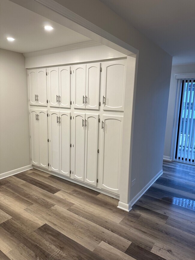 249 N Gregory St in Aurora, IL - Building Photo - Building Photo