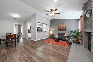 Cedar Creek Apartments in College Station, TX - Building Photo