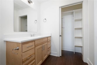 726 E Emma Ave, Unit 307 in Springdale, AR - Building Photo - Building Photo