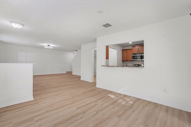 6246 Timberly Ln in Zephyrhills, FL - Building Photo - Building Photo