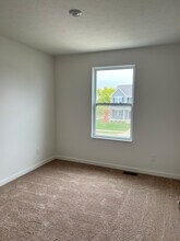38 Hemingway Ave in Ashville, OH - Building Photo - Building Photo