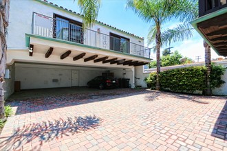 107 Avenida Miramar in San Clemente, CA - Building Photo - Building Photo