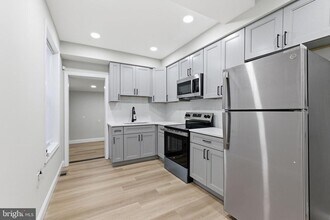 2125 N 28th St in Philadelphia, PA - Building Photo - Building Photo