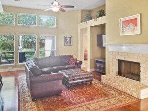 8109 Endeavor Cir in Austin, TX - Building Photo - Building Photo