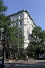 53-59 Perry St in New York, NY - Foto de edificio - Building Photo