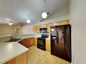 3999 Warbler Dr in Winter Haven, FL - Building Photo - Building Photo