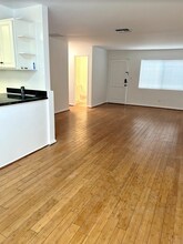 20246 Cohasset St in Los Angeles, CA - Building Photo - Building Photo