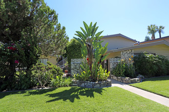 Alwood Garden in Garden Grove, CA - Building Photo - Building Photo