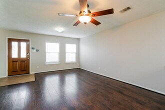 8127 Katie Mill Trail in Spring, TX - Building Photo - Building Photo