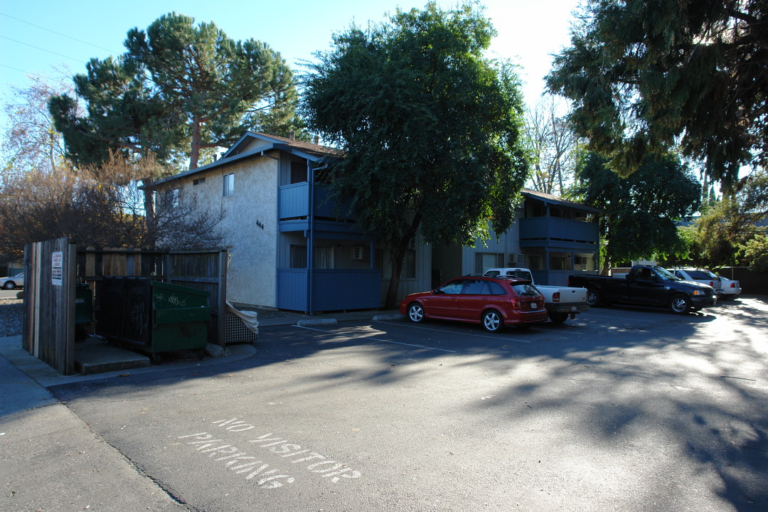 444 Ash St in Chico, CA - Building Photo