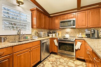 100 Hemlock Spur in Beech Mountain, NC - Building Photo - Building Photo