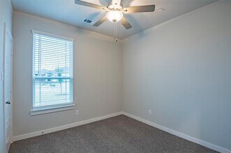 617 Wheatfield Dr in Venus, TX - Building Photo - Building Photo