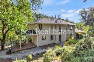 6811 Beaver Pond Rd in El Dorado Hills, CA - Building Photo