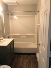 535 W Lies Rd in Carol Stream, IL - Building Photo - Building Photo