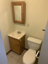 96 Nichols Ave, Unit B in Watertown, MA - Building Photo - Building Photo