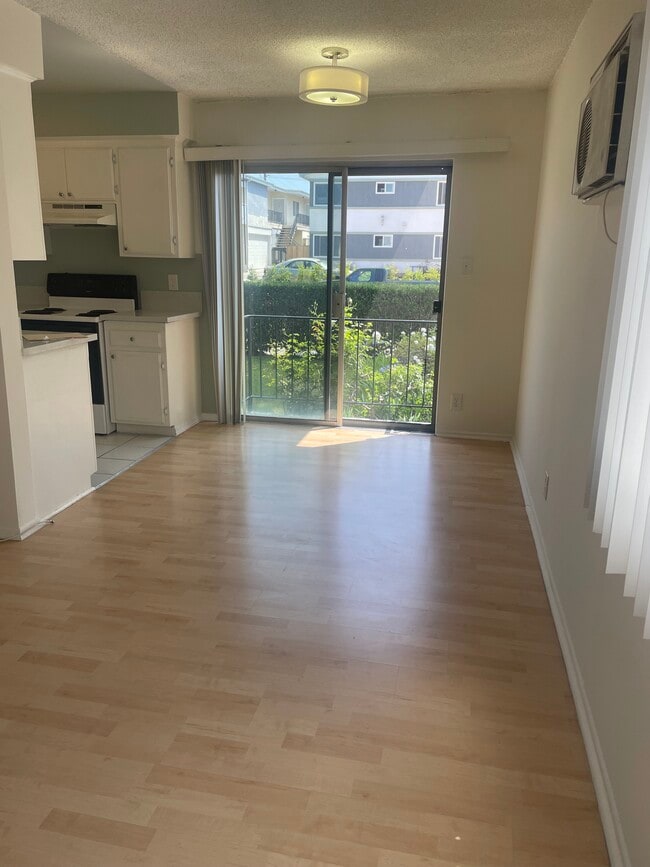 3741 Westwodl blvd in Los Angeles, CA - Building Photo - Building Photo