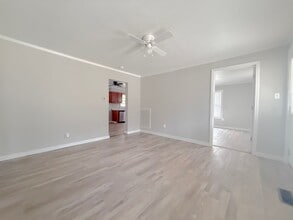 385 Kinnard Rd in Sparta, TN - Building Photo - Building Photo