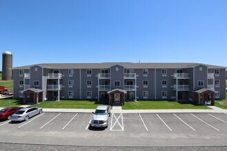 Dreamsville Apartments in Dyersville, IA - Building Photo - Building Photo