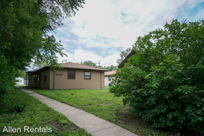 604 Yuma St in Manhattan, KS - Building Photo - Building Photo