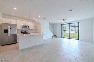 14310 Oviedo Pl in Ft. Myers, FL - Building Photo