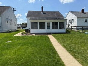 1317 E Wheeling St in Lancaster, OH - Building Photo - Building Photo