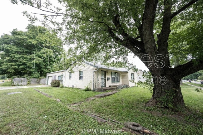 2121 Euclid Dr in Anderson, IN - Building Photo - Building Photo