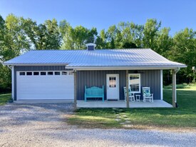 134 Big Pine Rd in Newberry, SC - Building Photo
