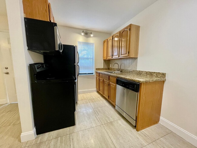 601 NE 29th Dr in Wilton Manors, FL - Building Photo - Building Photo