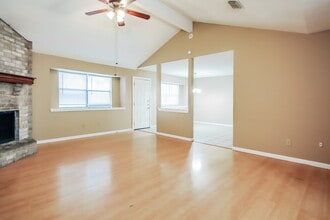 16530 Quail Park Dr in Missouri City, TX - Building Photo - Building Photo