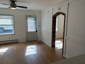 3808 Old Crompond Rd in Cortlandt Manor, NY - Building Photo - Building Photo