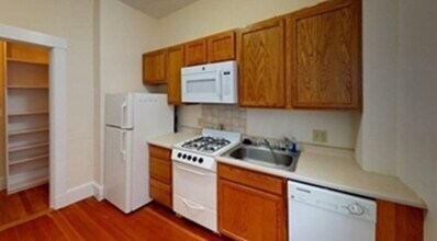 38 Kilsyth Rd in Brookline, MA - Building Photo - Building Photo