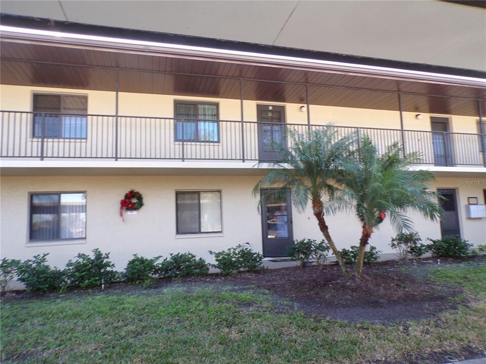 4016 Oakview Dr in Port Charlotte, FL - Building Photo