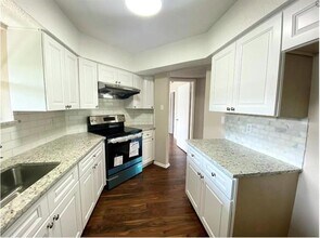 3101 Townbluff Dr in Plano, TX - Building Photo - Building Photo