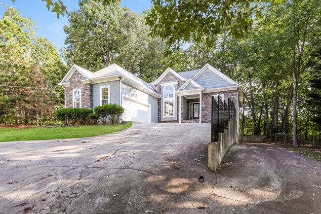 122 Hunter's Pointe Ct in Villa Rica, GA - Building Photo - Building Photo