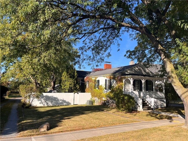 property at 410 N Main St