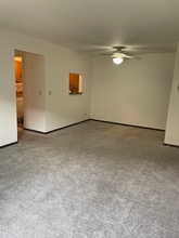 1402 W Jefferson St in Washington, IL - Building Photo - Building Photo